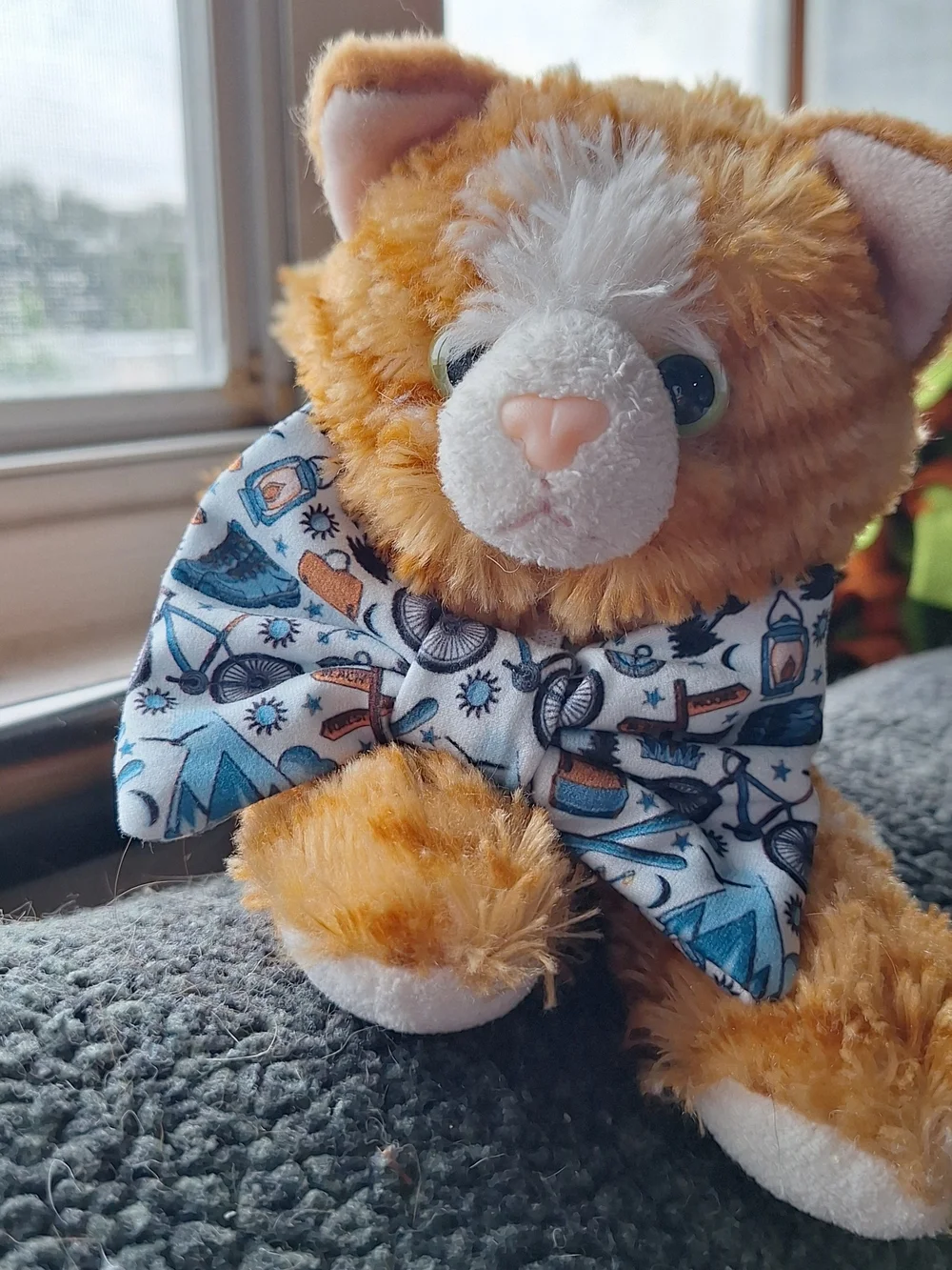Griffy & Drake Small Bow Tie - Blue and Brown Print Adorable Bow Tie For Pets